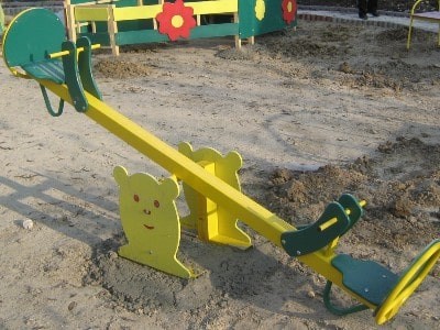 Гойдалки-балансири